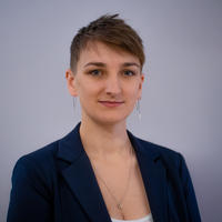 Hannah Wakeling Headshot